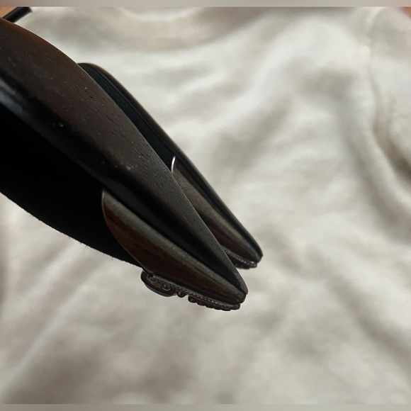 YSL Saint Laurent Zoe Pointy Toe
Pump 36.5 - Picture 8 of 9